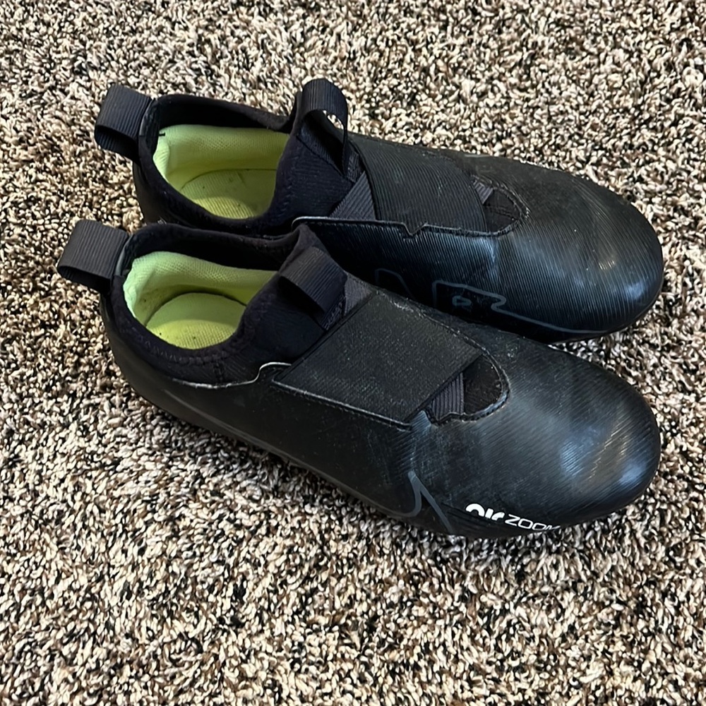 Nike boys soccer cleats